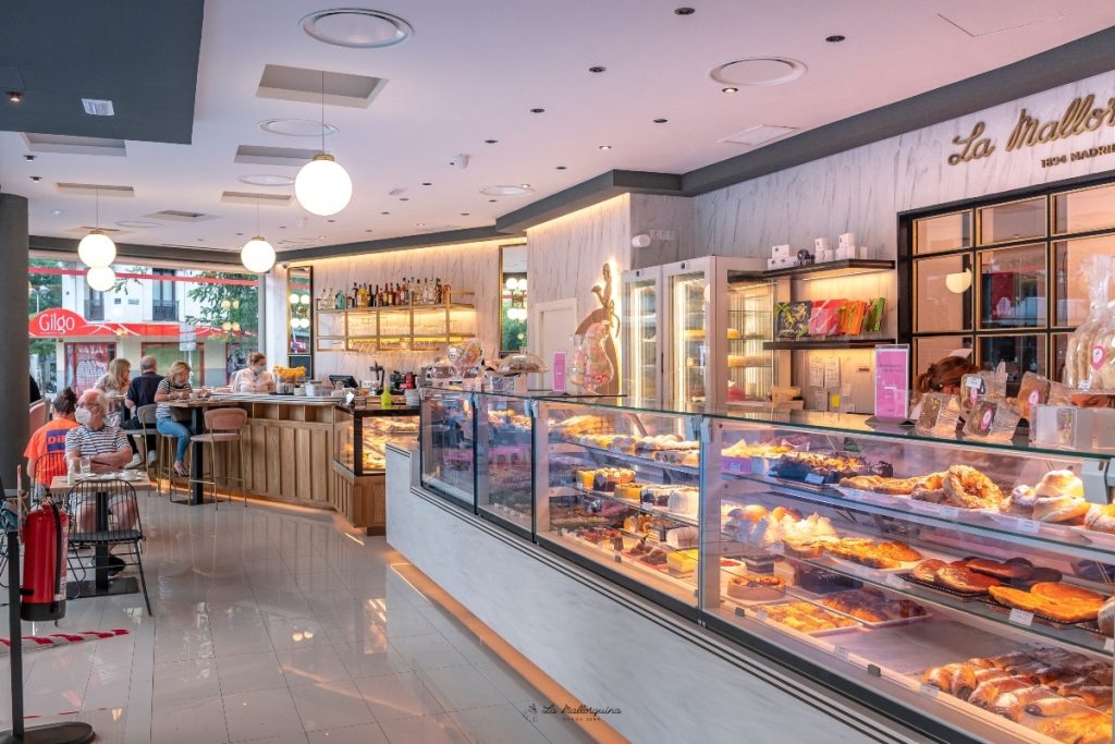 La Mallorquina - Madrid, Espanha. Ideia de nome para confeitaria